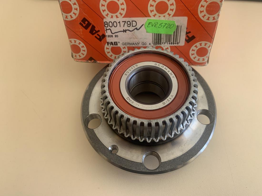 Купити Подшипник задней ступицы до Tesla | 5720