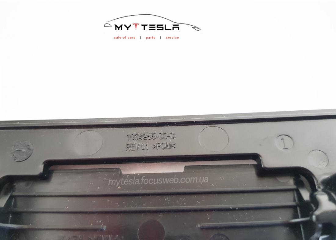 Купити Лючок (кришечка) на місце кріплення рейлінгів до Tesla | 1052493-00-A