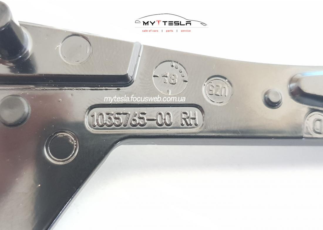 Купити Направляюча люка FR RH до Tesla | 1035765-00-D