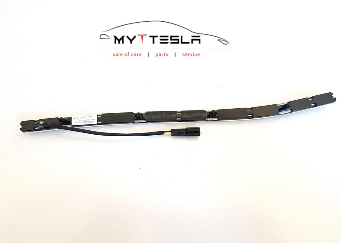 Купить Непрямое освещение передней двери RH к Tesla | 1007955-00-F