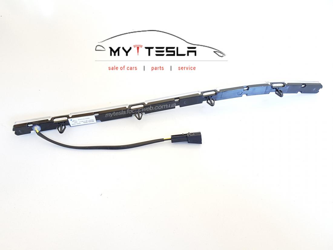Купить Непрямое освещение передней двери LH к Tesla | 1002977-00-F